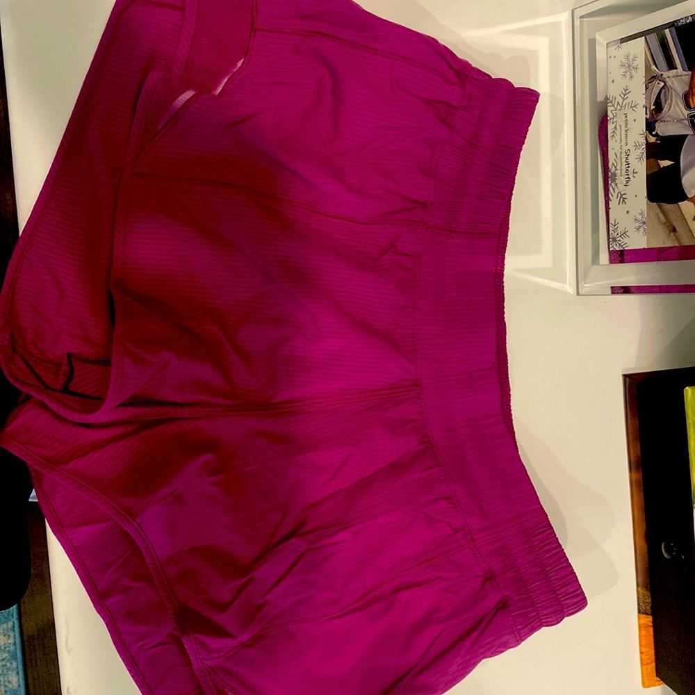 Lululemon Tracker shorts